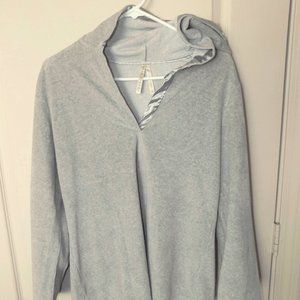 High Sierra® Women's Long Sleeve Hoodie. Very Soft